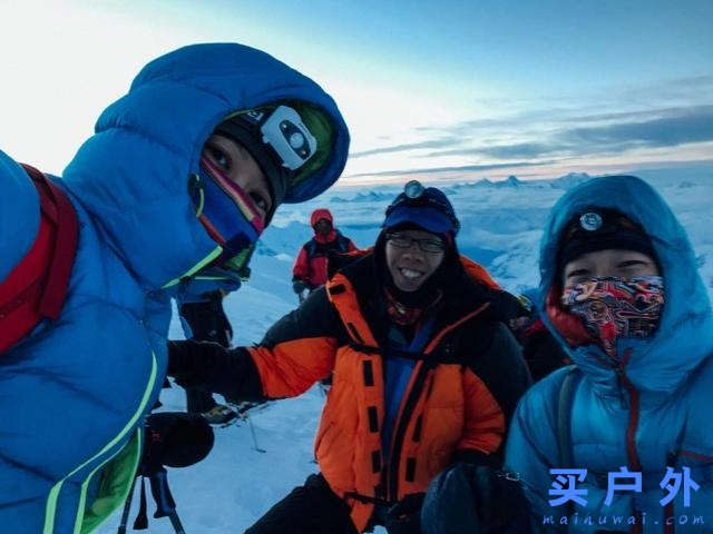 攀登欧洲最高峰厄尔布鲁士峰Mt.Elbrus，登顶归来