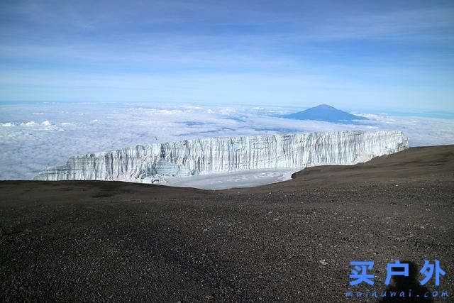 登上坦桑尼亚非洲第一高峰乞力马扎罗山之梦