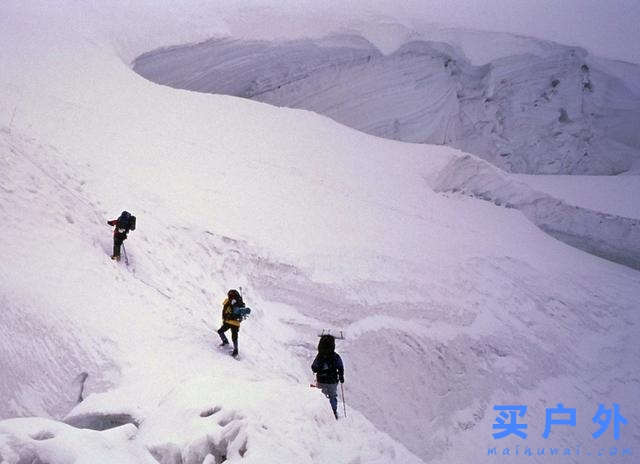 最难忘的登山活动，悬崖上的天堂慕士塔格峰