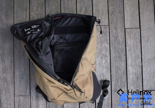 韩国户外装备品牌Helinox，喜爱户外又能潮穿搭的背包