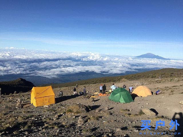 登上坦桑尼亚非洲第一高峰乞力马扎罗山之梦