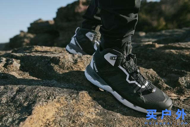 adidas Terrex 2018秋冬联名系列发布，延续登山户外风格