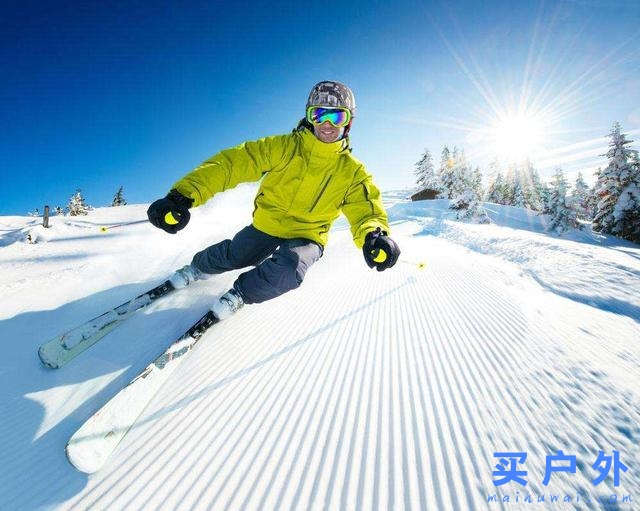 初次滑雪装备与男女衣着全分析，打好基础舒服滑雪