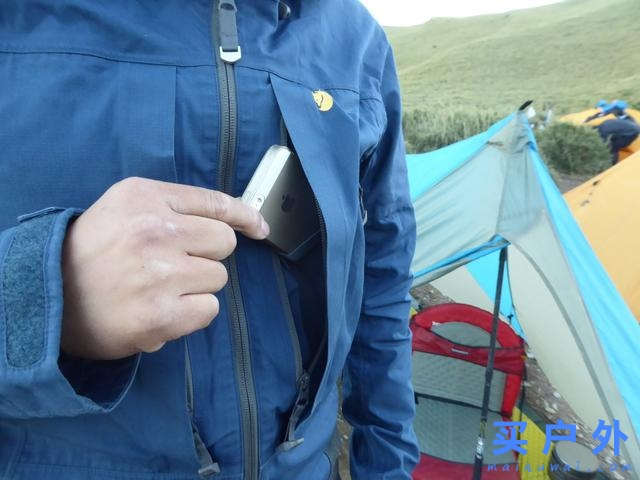 Fjallraven瑞典北极狐户外夹克实测，防风保暖又耐磨透气