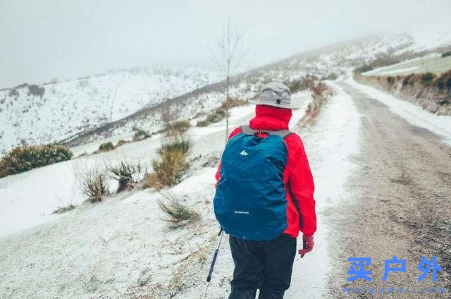 西班牙朝圣之路，走过风雪冰雨的蜜月旅行