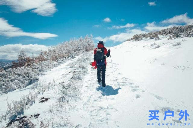 西班牙朝圣之路，走过风雪冰雨的蜜月旅行