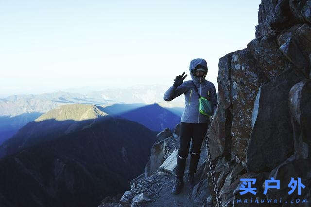 户外四季必备，Rab防水轻量化排骨羽绒服测评