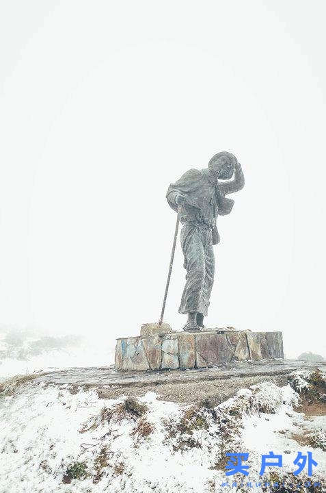 西班牙朝圣之路，走过风雪冰雨的蜜月旅行