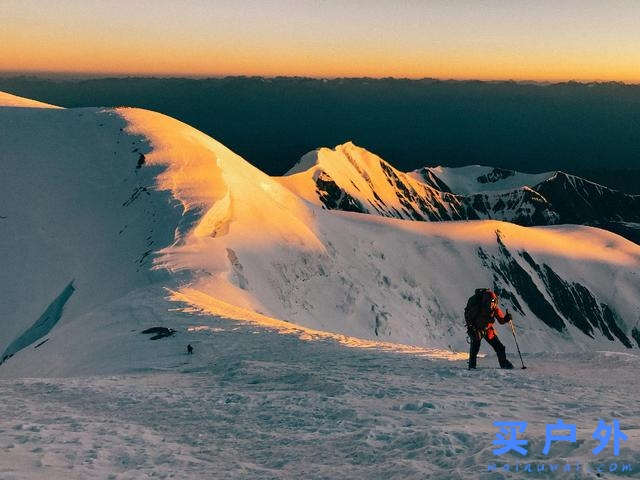 探索神秘的列宁峰，七千米海拔山峰初体验