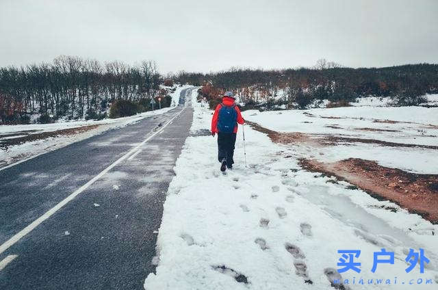 西班牙朝圣之路，走过风雪冰雨的蜜月旅行