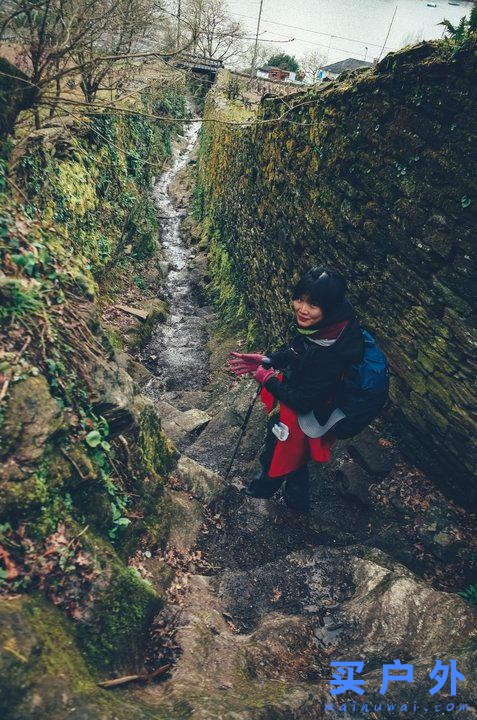 西班牙朝圣之路，走过风雪冰雨的蜜月旅行