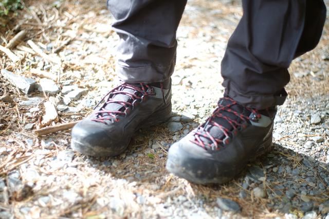 萨洛蒙Salomon全地形户外徒步登山鞋开箱评测