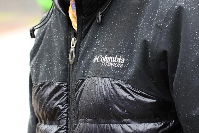 迟到的户外装备测评，Columbia哥伦比亚钛系列防水保暖羽绒外套实测