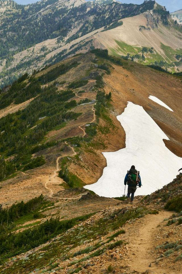 美国太平洋山脊国家步道,徒步走完4256公里山路