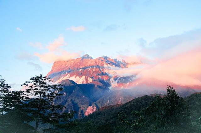 马来西亚沙巴神山攻略，挑战京那巴鲁山(Mt Kinabalu)