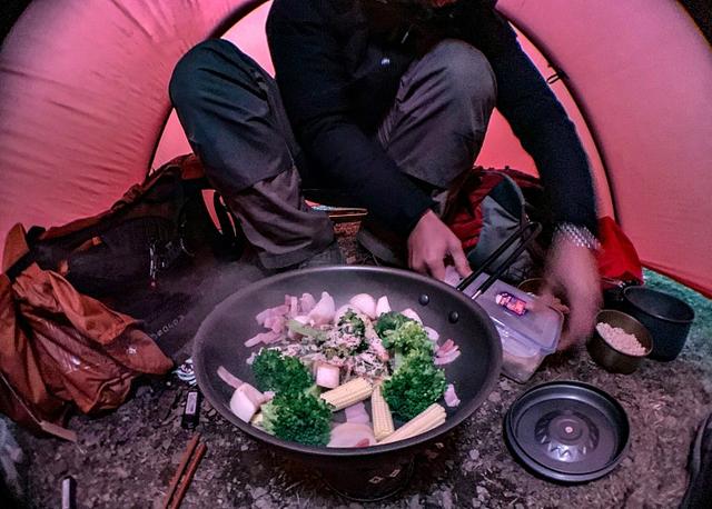 登山时吃什么？爬山食物准备，野营/高山露营菜单分享