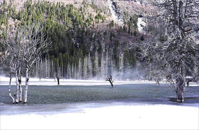 四姑娘山双桥沟，适合休闲旅游的人看风景