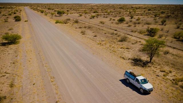 纳米比亚自由行,一人一车独自自驾24天