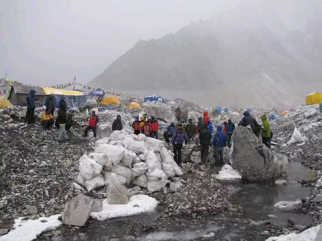 2019珠峰攀登人数创历史新高,中国人数位居第二，美国第三