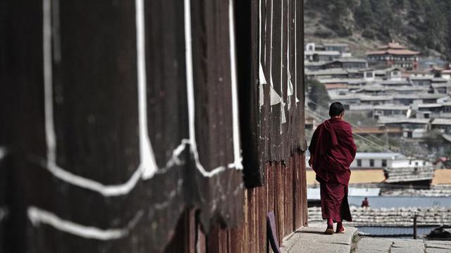 西藏旅游,你需要了解的风俗禁忌和注意事项