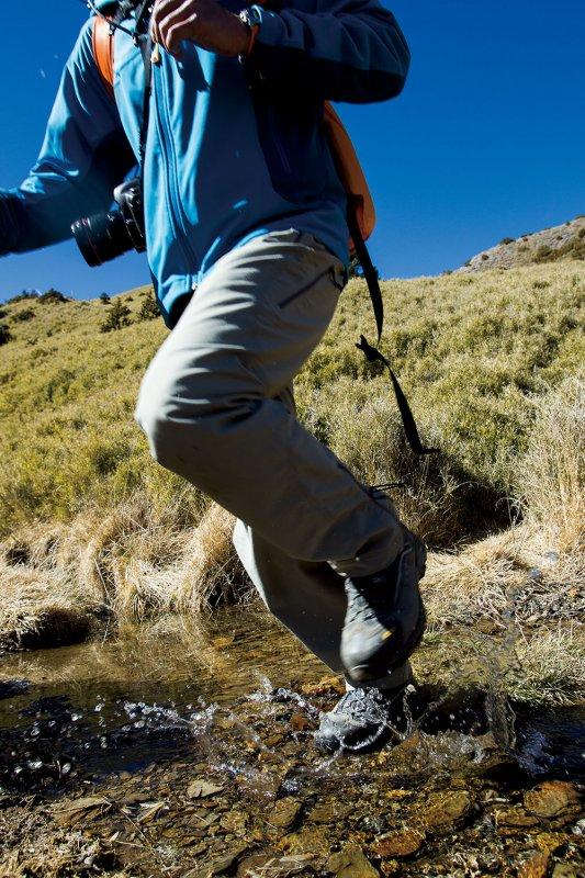 保养登山鞋的重要性，推荐一款清洗户外装备的好帮手