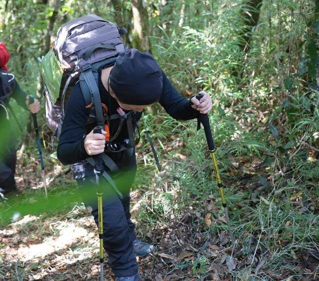 户外登山小知识,为什么上坡就喘怎么办