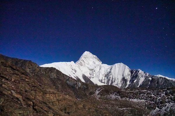 四川登山初体验,登上海拔5588米贡嘎雪山那玛峰