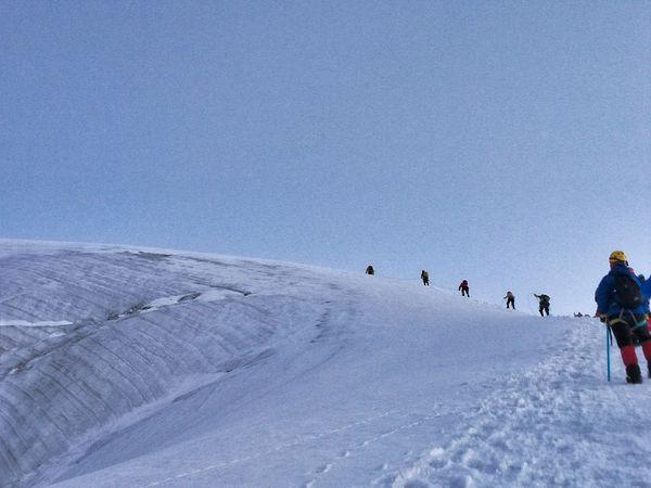 四川登山初体验,登上海拔5588米贡嘎雪山那玛峰