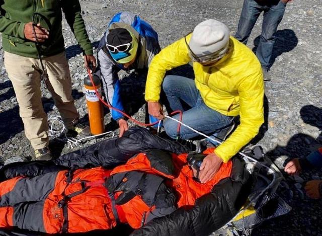 珠峰登山季,已有11个人在喜马拉雅山脉六座不同的8000高峰上遇难