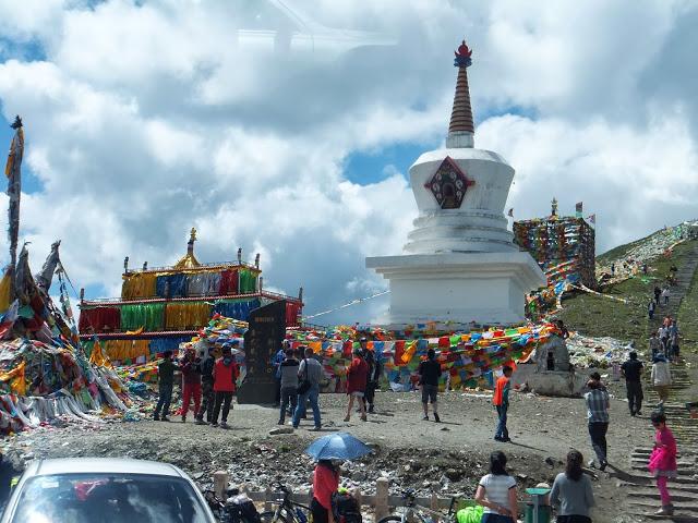 贡嘎穿越自助游攻略,贡嘎山下走一回