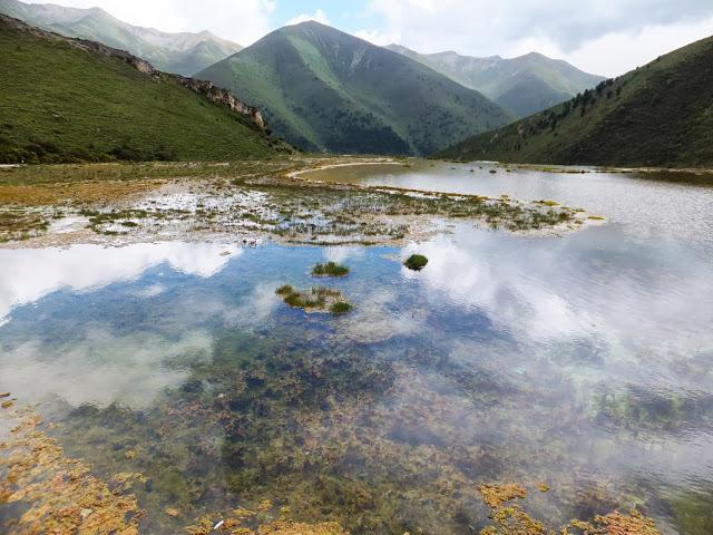 贡嘎穿越自助游攻略,贡嘎山下走一回