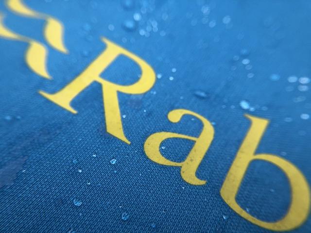 英国Rab专业户外服饰品牌,Rab软壳外套实测