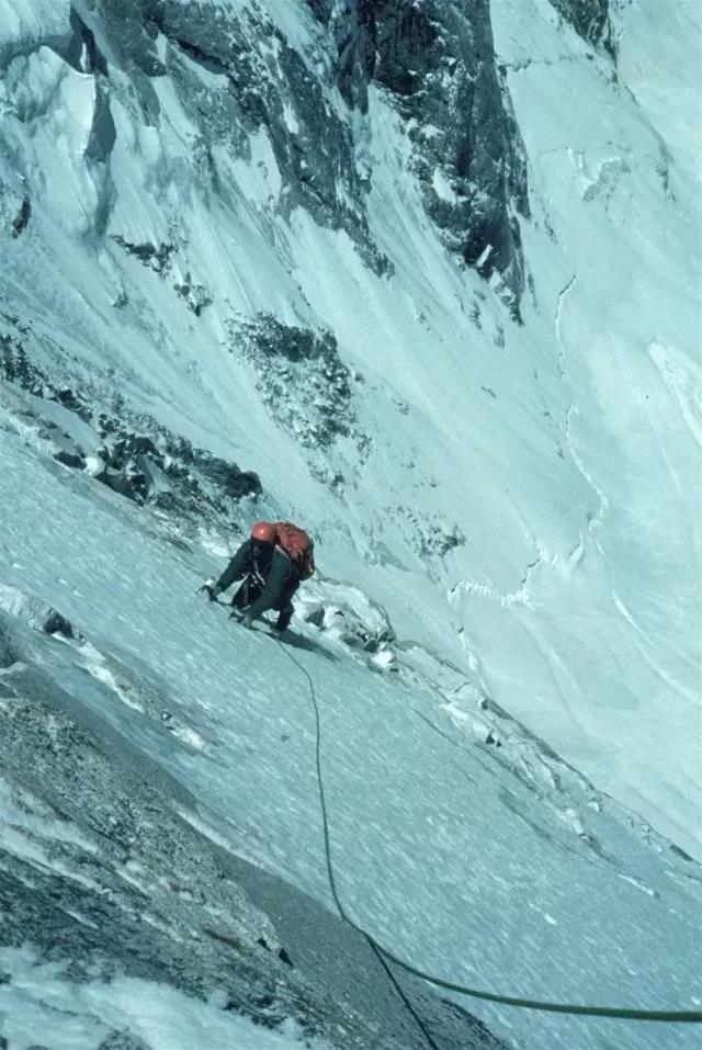 怎么登珠穆朗玛峰?通往珠峰的这些路线