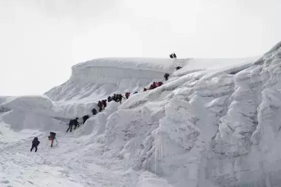 马纳斯鲁峰Manaslu攀登攻略,登珠峰前必登的8000米雪山