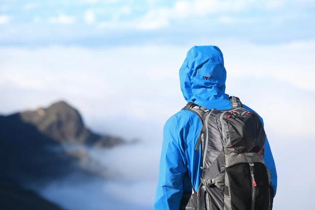 新手登山需要准备什么?超全的登山准备让你的登山旅程有备无患