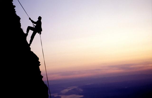 新手登山需要准备什么?超全的登山准备让你的登山旅程有备无患