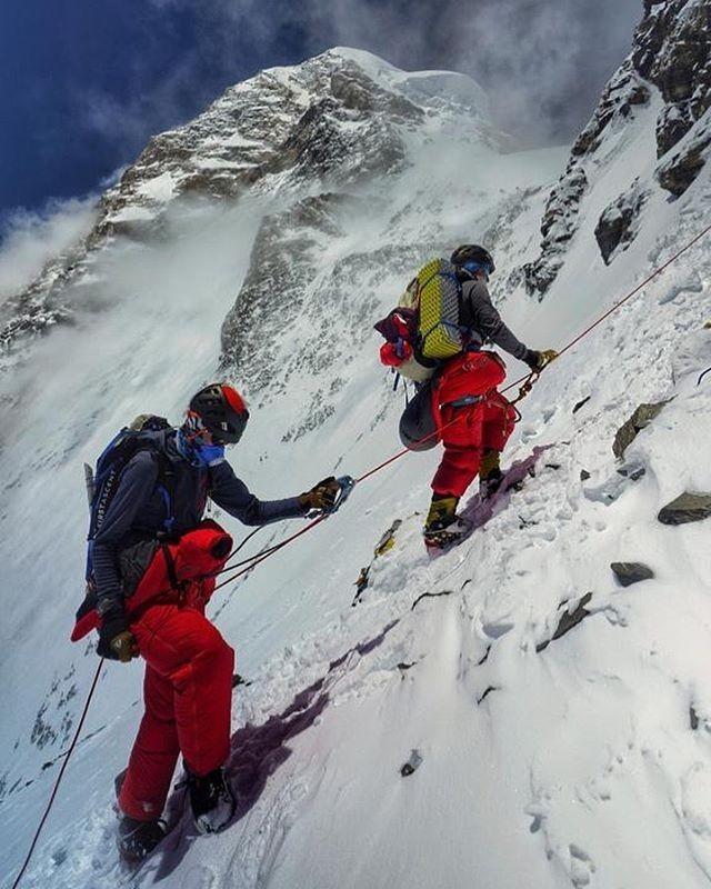 登山者陆续登顶K2乔戈里峰,尼泊尔登山者尼马尔·普贾将连攀布洛阿特峰