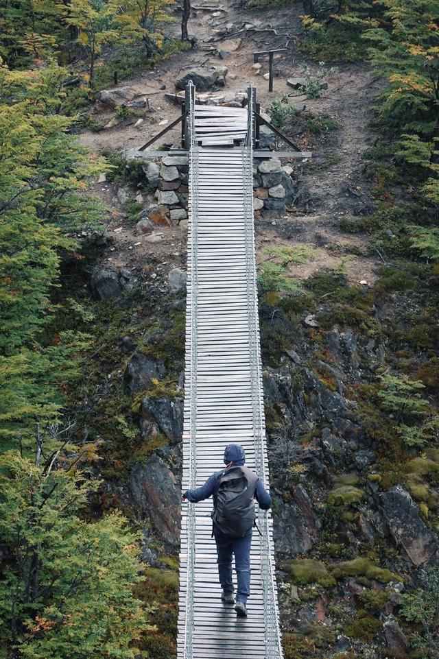 猛犸象Mammut新款登山鞋测评体验,轻松应对各种户外活动