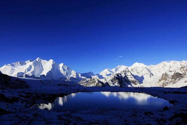 登山者们的最佳选择,尼泊尔8座8000米山峰任你攀登
