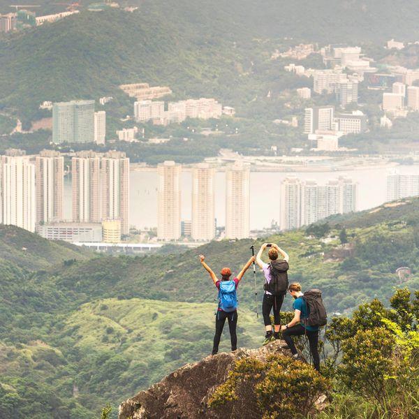 秋高气爽参考户外活动,要准备哪些户外登山装备呢？