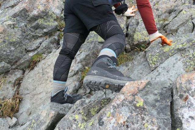 Arc’teryx始祖鸟全新轻量重装登山鞋实测,徒步中发现的好装备