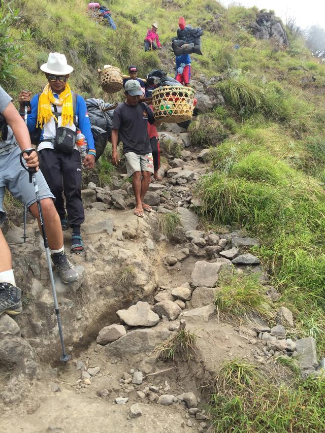 徒步旅行林贾尼火山和龙目岛,回忆印尼龙目岛Rinjani火山之旅