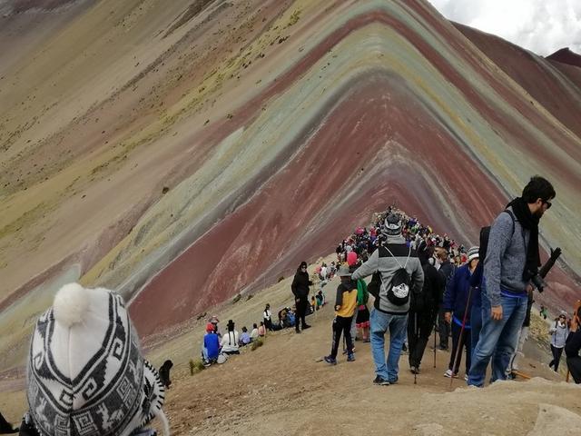 秘鲁的彩虹山,这才是你看到的彩虹山真相