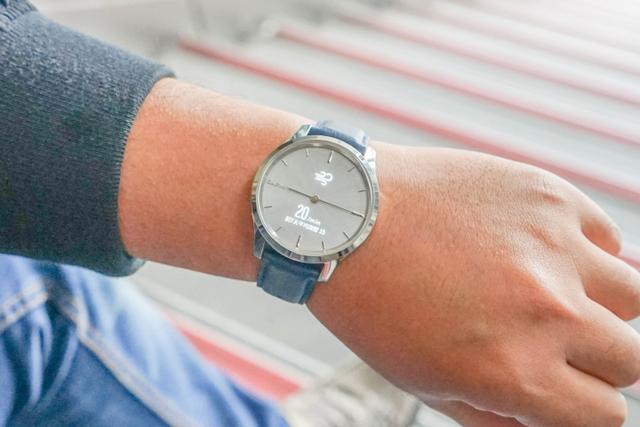 Garmin全新vívomove智能运动手表开箱实测,智能手表本该如此
