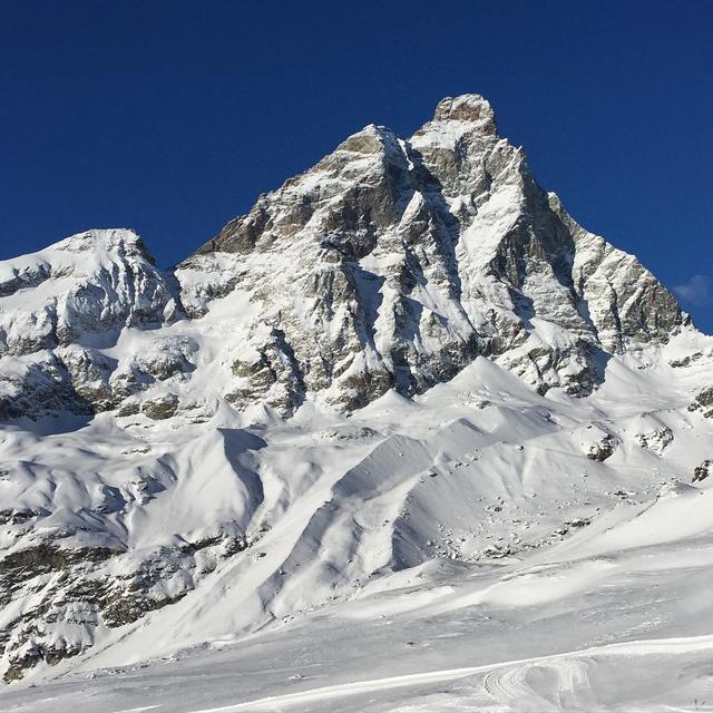 冬季旅行值得去的10个全球滑雪胜地,小白也能玩得很开心！