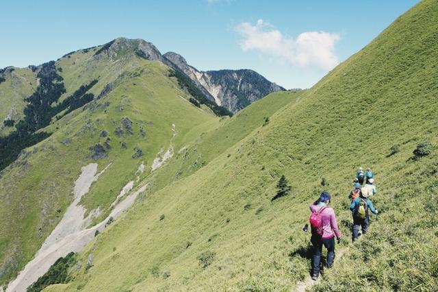 爬山需要一双好鞋来保护,Zamberlan赞贝拉户外登山鞋测评