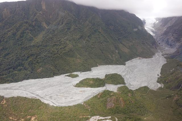 初到新西兰南岛,直升机体验冰川徒步半日游