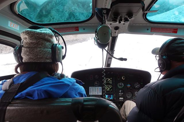 初到新西兰南岛,直升机体验冰川徒步半日游