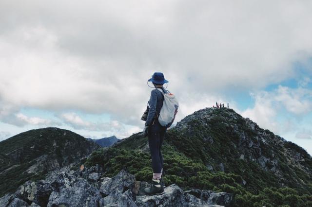 爬山需要一双好鞋来保护,Zamberlan赞贝拉户外登山鞋测评