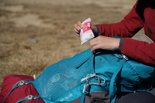 新手登山,该优先买哪些户外装备?